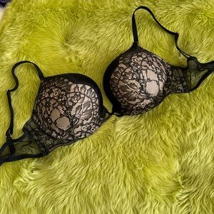 Victoria’s Secret push up bra
